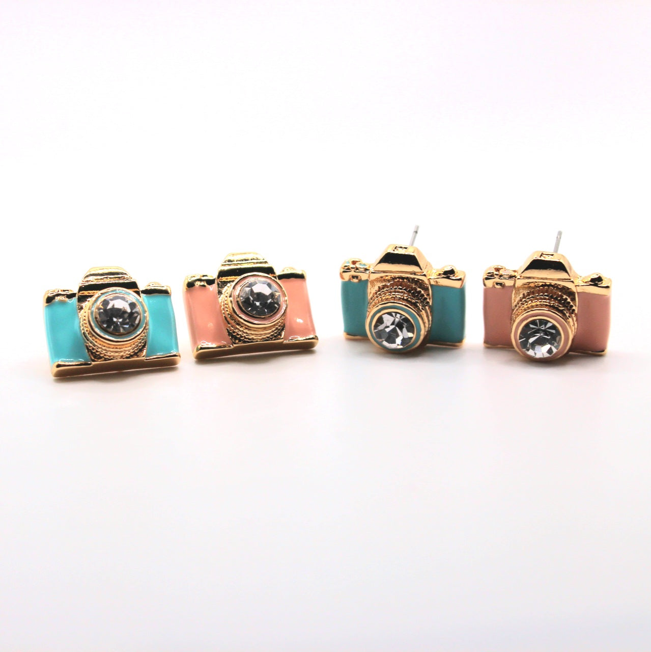 Camera Stud Earrings - Uniqua Treasures