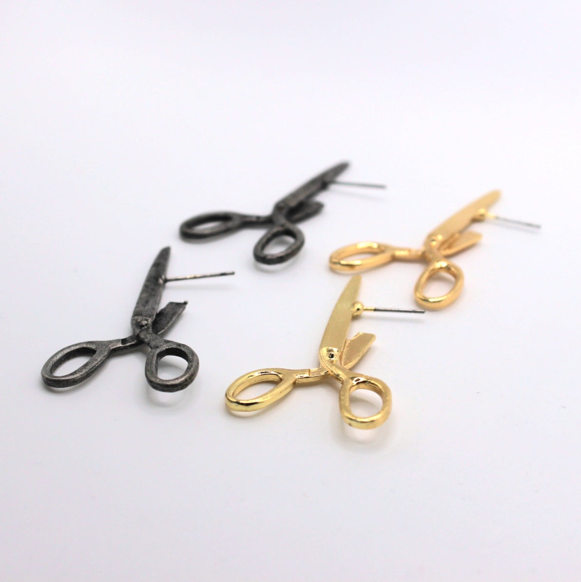 Scissors Studs Earrings - Uniqua Treasures