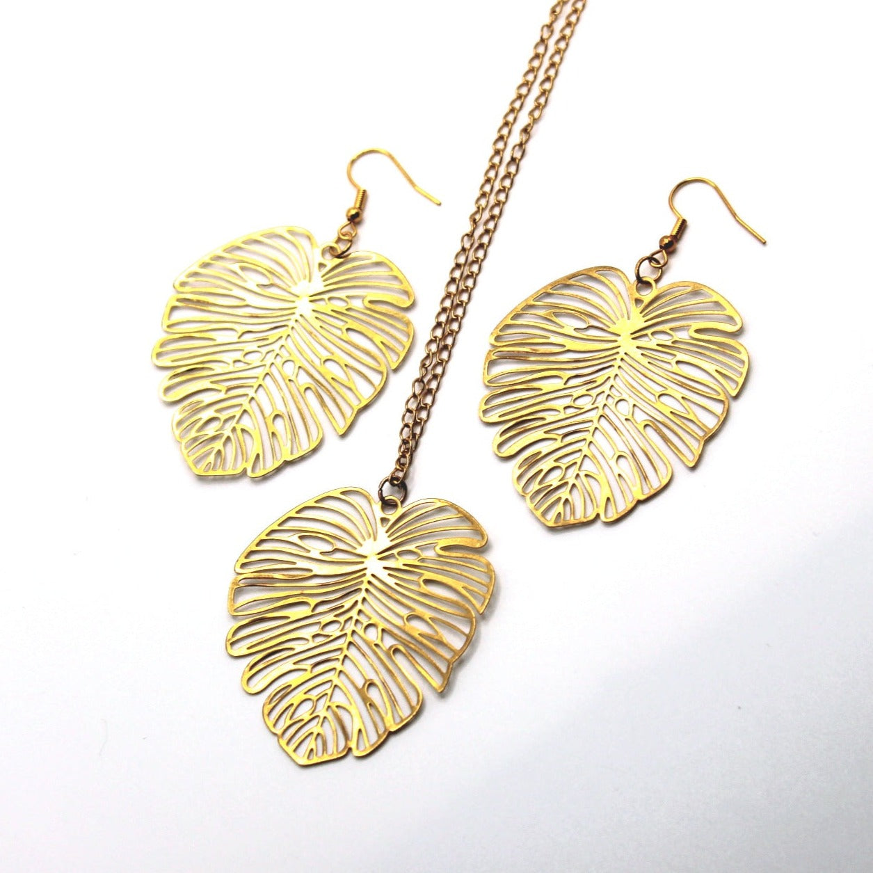 Golden Leaf Jewelry Set - Uniqua Treasures